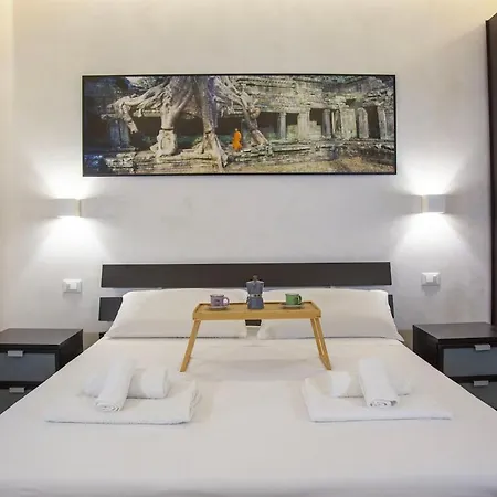 Luxury In Steps From Metro A Cornelia