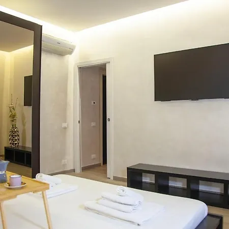 Luxury In Steps From Metro A Cornelia