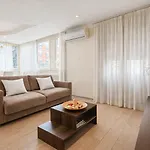 דירה Luxury In Steps From Metro A Cornelia *