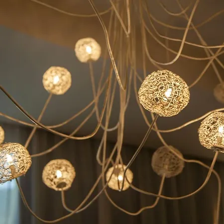 Luxury In Steps From Metro A Cornelia Lägenhet *