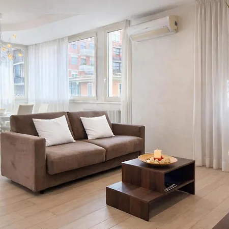 Luxury In Steps From Metro A Cornelia *