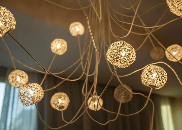 Luxury In Steps From Metro A Cornelia Lägenhet *