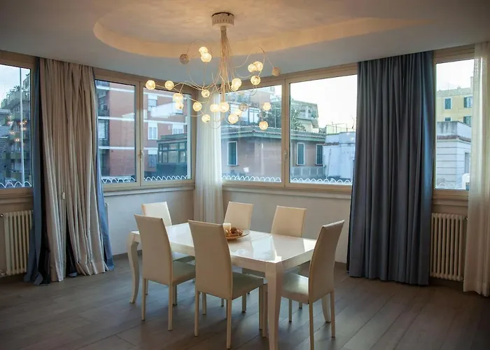 Luxury In Steps From Metro A Cornelia *