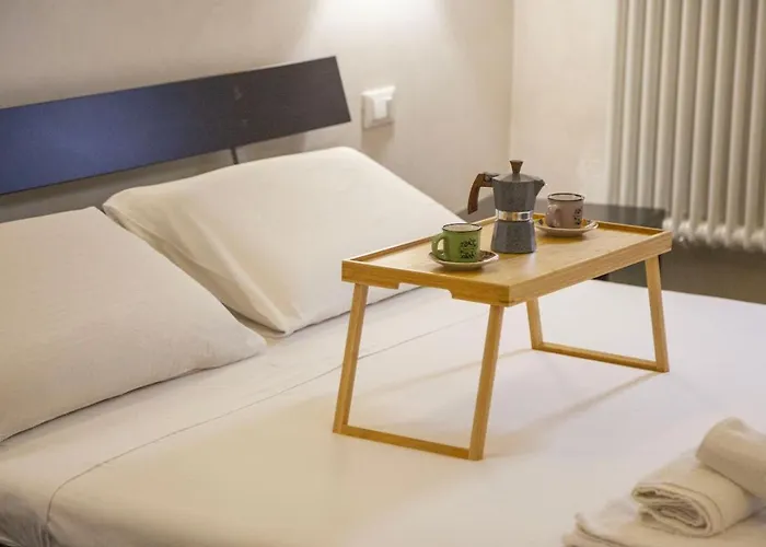 Lägenhet Luxury In Steps From Metro A Cornelia