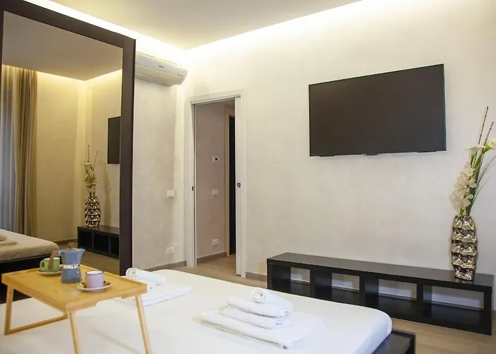 Luxury In Steps From Metro A Cornelia