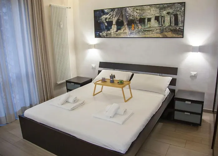 Luxury In Steps From Metro A Cornelia *